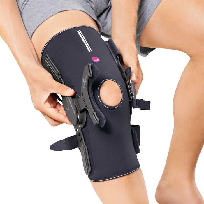 medi PT Control II Knee Brace, Left, XS