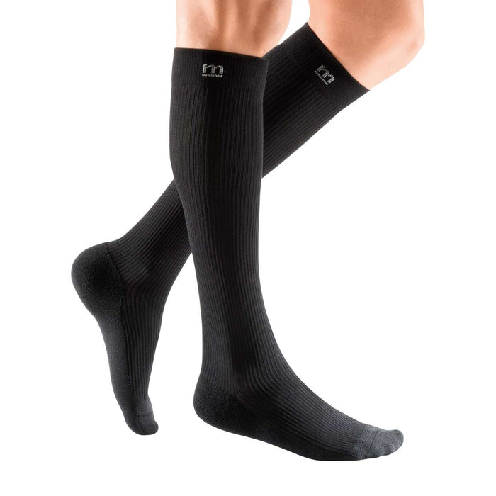 mediven active 20-30 mmHg Calf High Closed Toe Compression Stockings