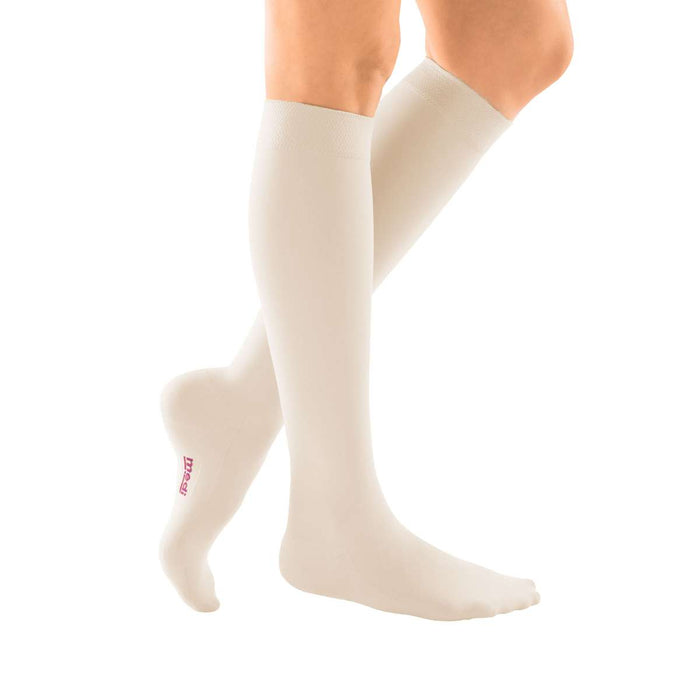 mediven comfort 20-30 mmHg Calf High Closed Toe Compression Stockings