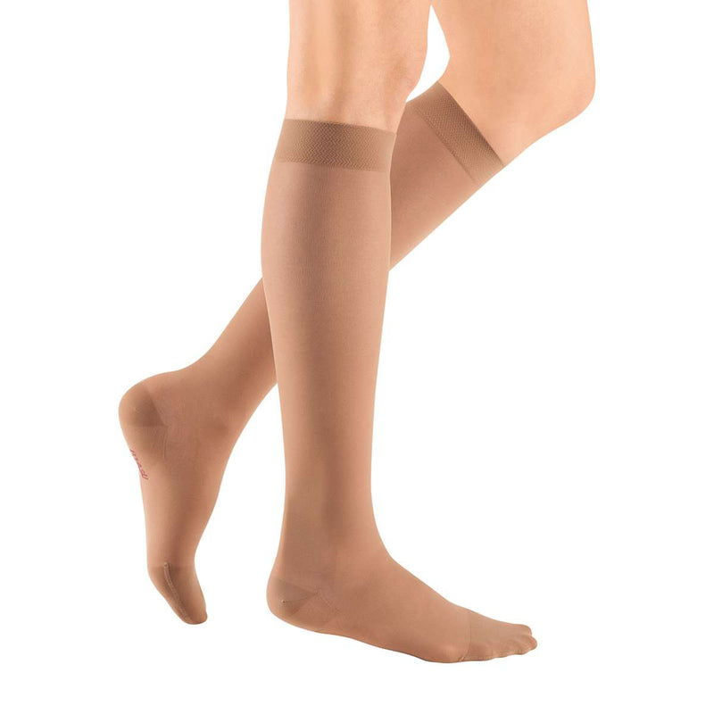 mediven sheer & soft 30-40 mmHg Calf High Closed Toe Compression Stockings, Natural, I-Standard