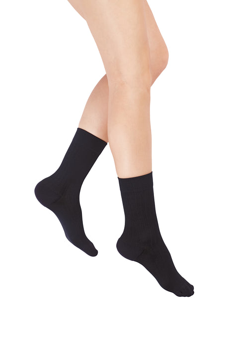 Rejuva Freedom 15-20 mmHg Crew Compression Socks, Black, Small